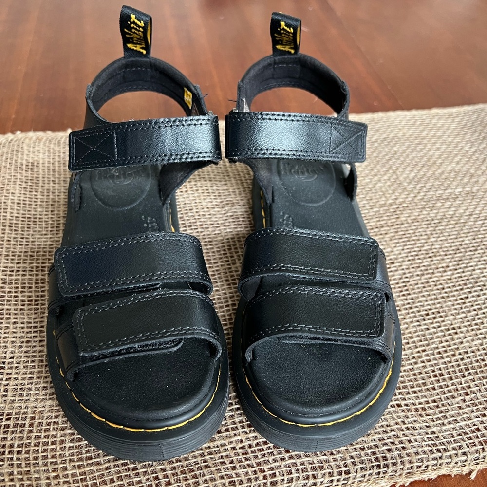 Dr. Martens youth Klaire Leather Strap Sandals - size 3 (big kid)